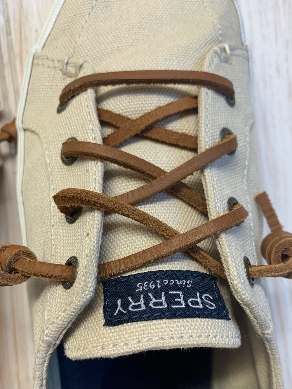 Sperry Women's Light Beige Canvas Low-Top Sneaker with Tan Leather Laces 8.5 - Picture 8 of 9
